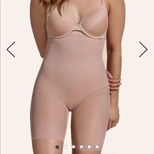 Honey Love Super Power Short